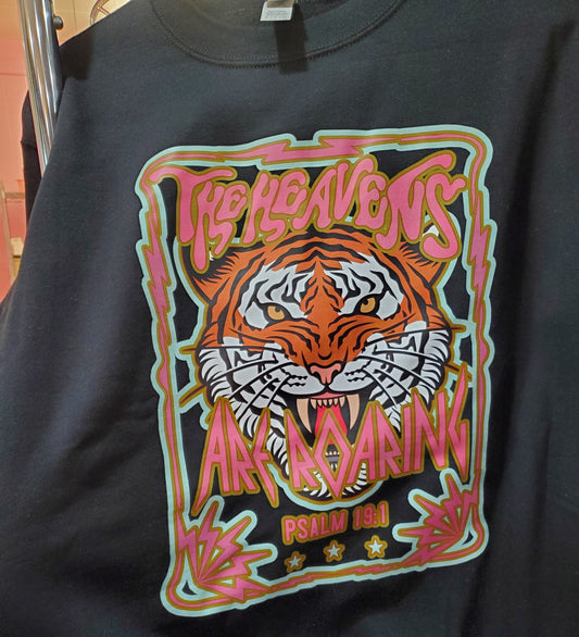 The Heavens are Roaring Sweatshirt/Jogger Set Black