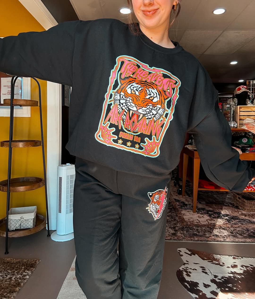 The Heavens are Roaring Sweatshirt/Jogger Set Black