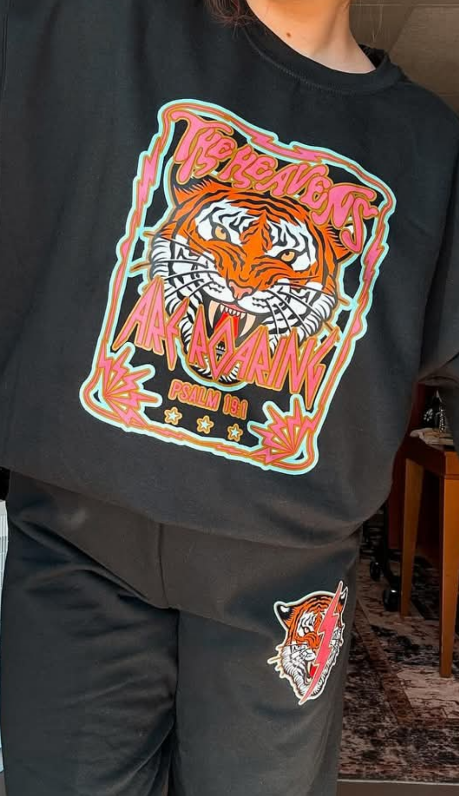 The Heavens are Roaring Sweatshirt/Jogger Set Black