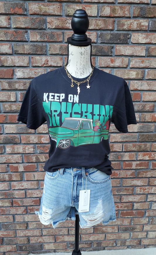 Keep on truckin graphic tshirt